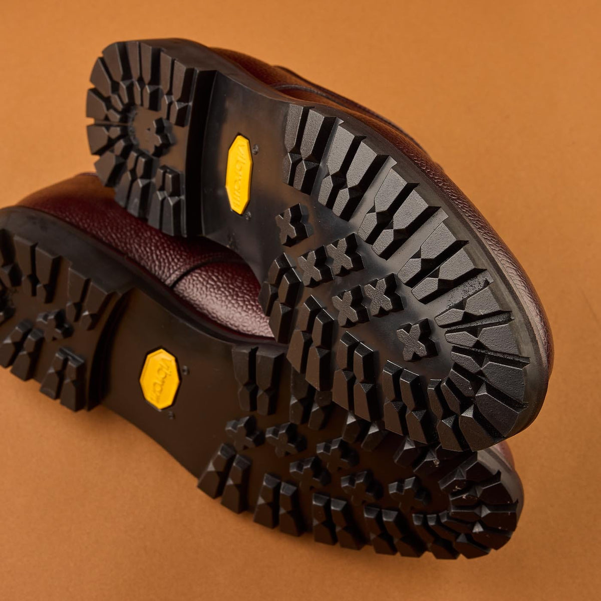 Grasmere Oxblood Zug Grain