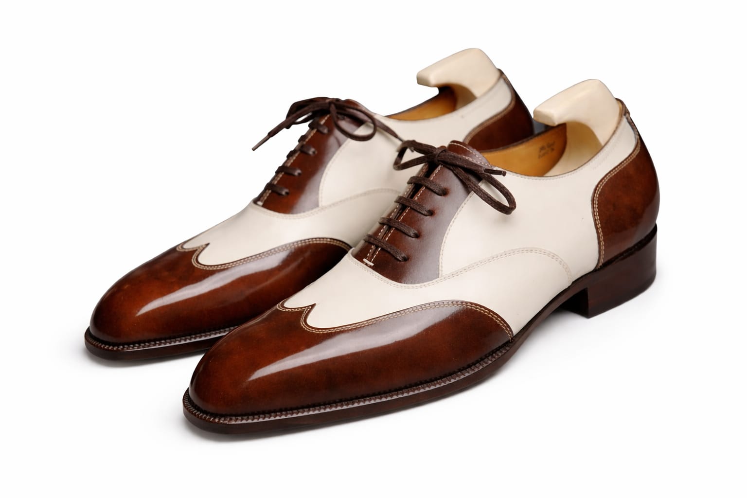 Men’s Spectator Wingtip Oxfords – Brown &amp; White Two-Tone