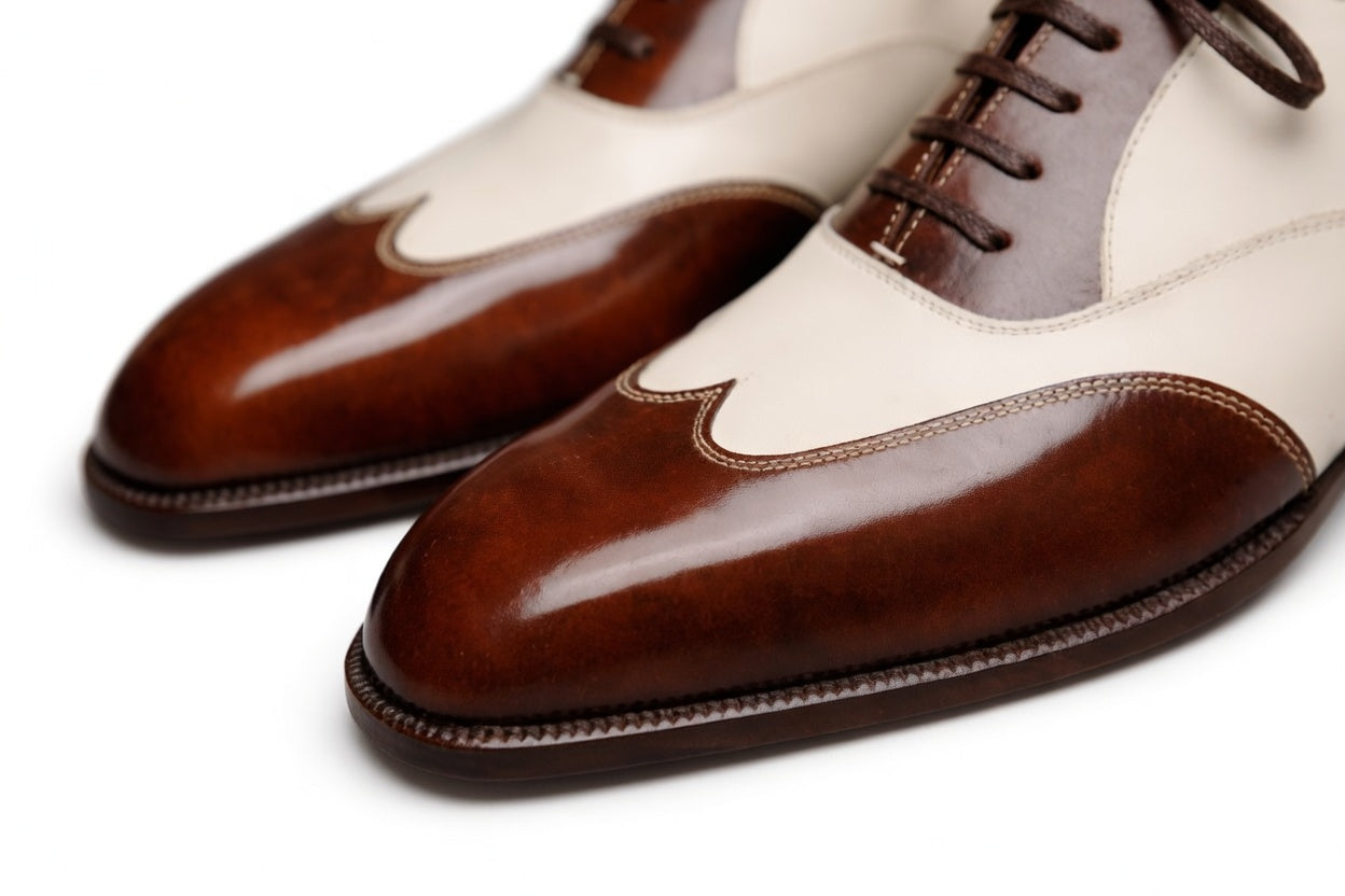 Men’s Spectator Wingtip Oxfords – Brown &amp; White Two-Tone