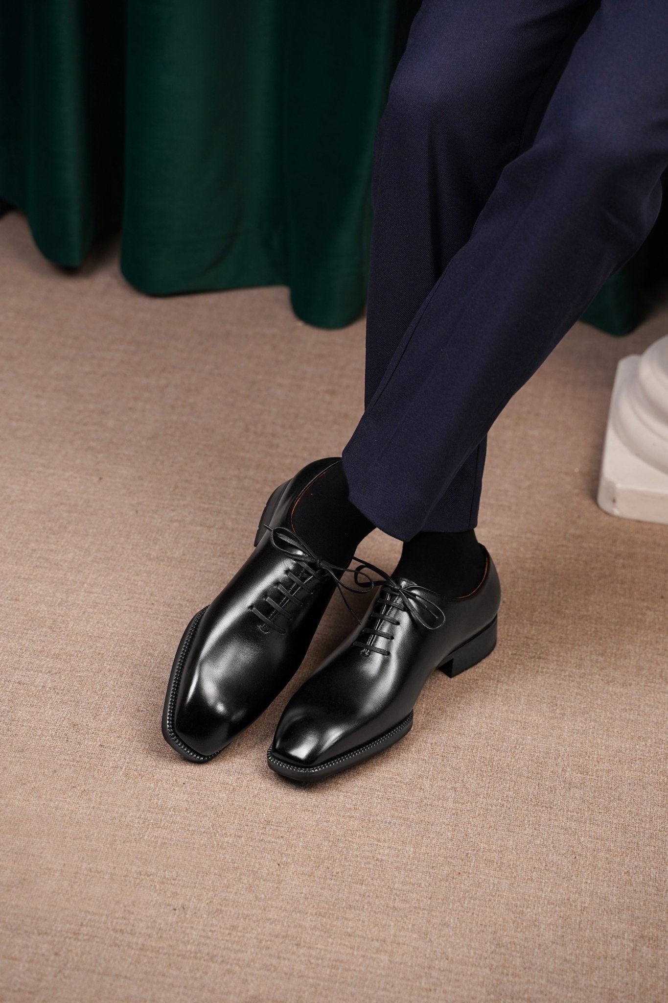 Classic Wholecut Oxford