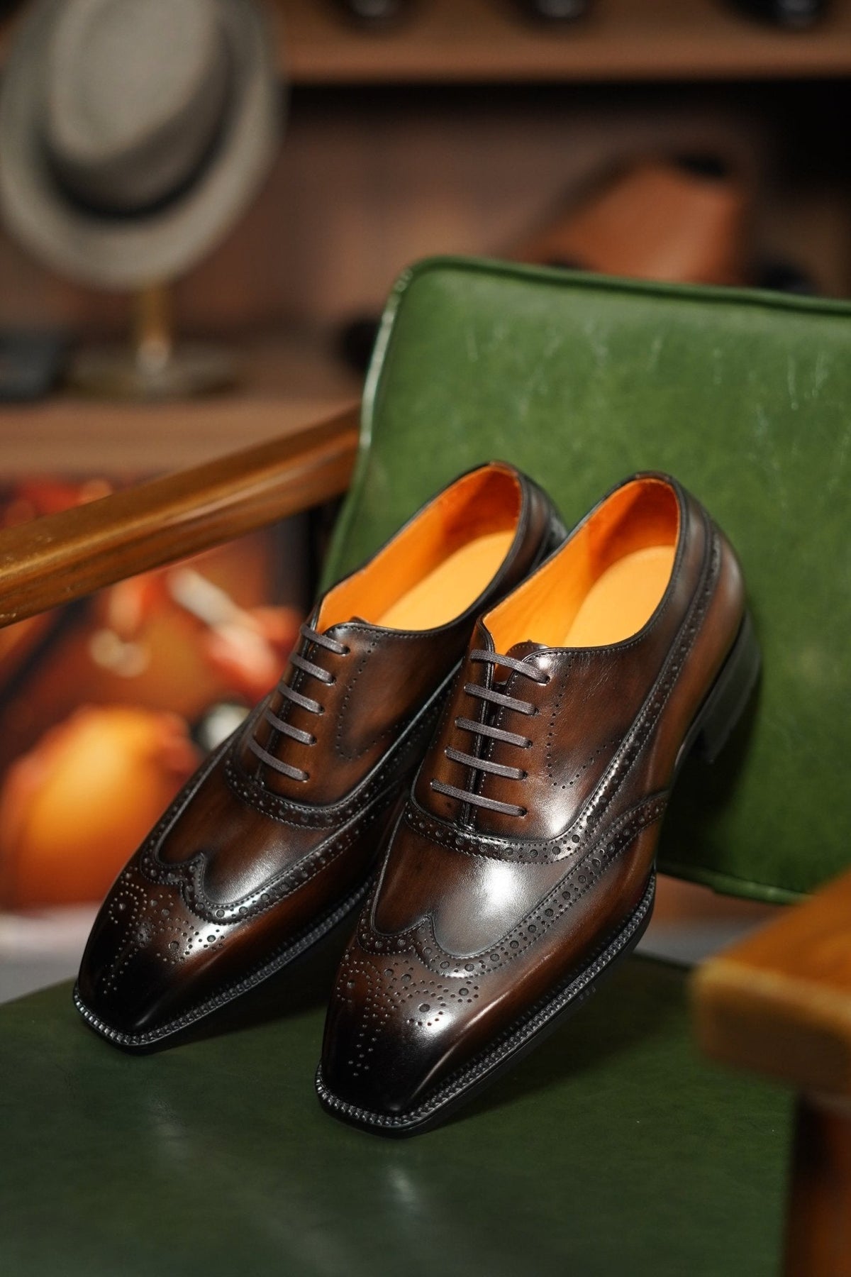 Wingtip Oxford